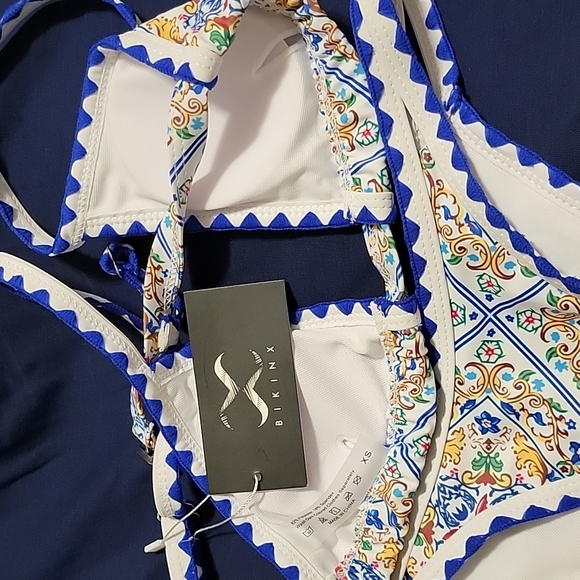 New Bikini - Picture 2 of 7